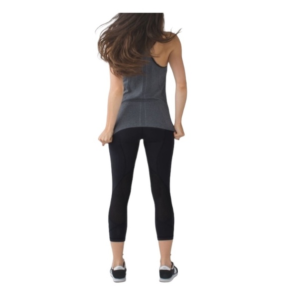 Lululemon Pace Rival Crop, Black, Size 6 - Picture 5 of 13